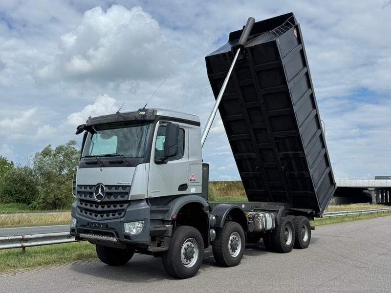 Tipper MERCEDESBENZ Arocs 4848 8x8 tipper