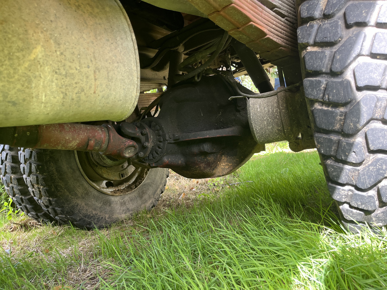 Tipper MERCEDES-BENZ 1314 benne 4x4