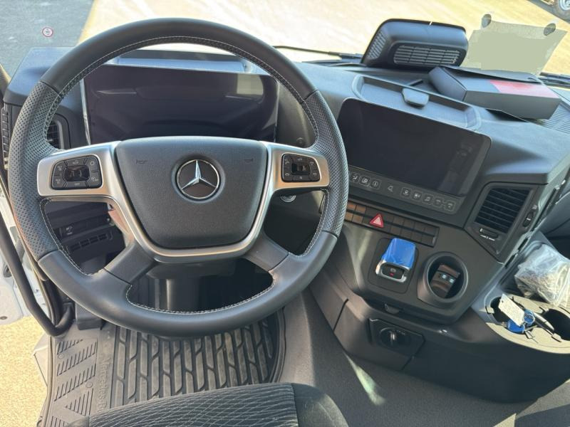 Tipper Mercedes 4145K