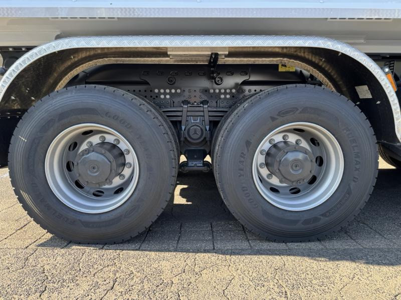 Tipper Mercedes 4145K