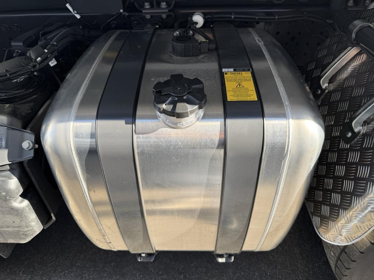 Tipper Mercedes 4145K