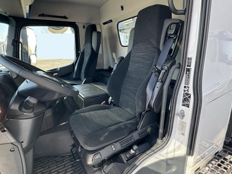 Tipper Mercedes 4145K