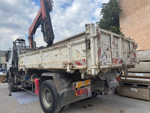 Tipper Mercedes AXOR 1828 BENNE GRUE FASSI