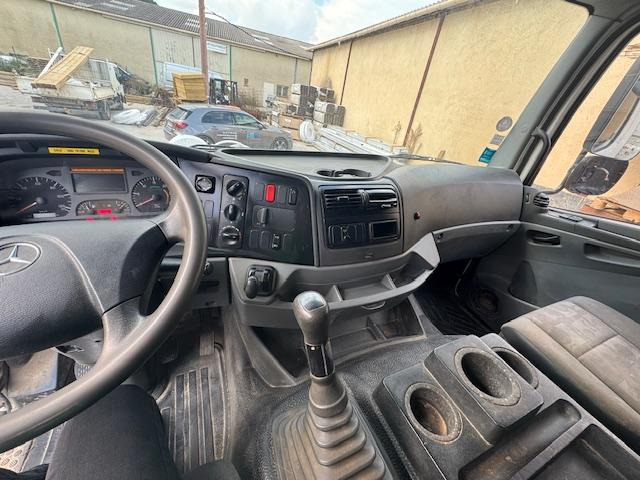Tipper Mercedes AXOR 1828 BENNE GRUE FASSI