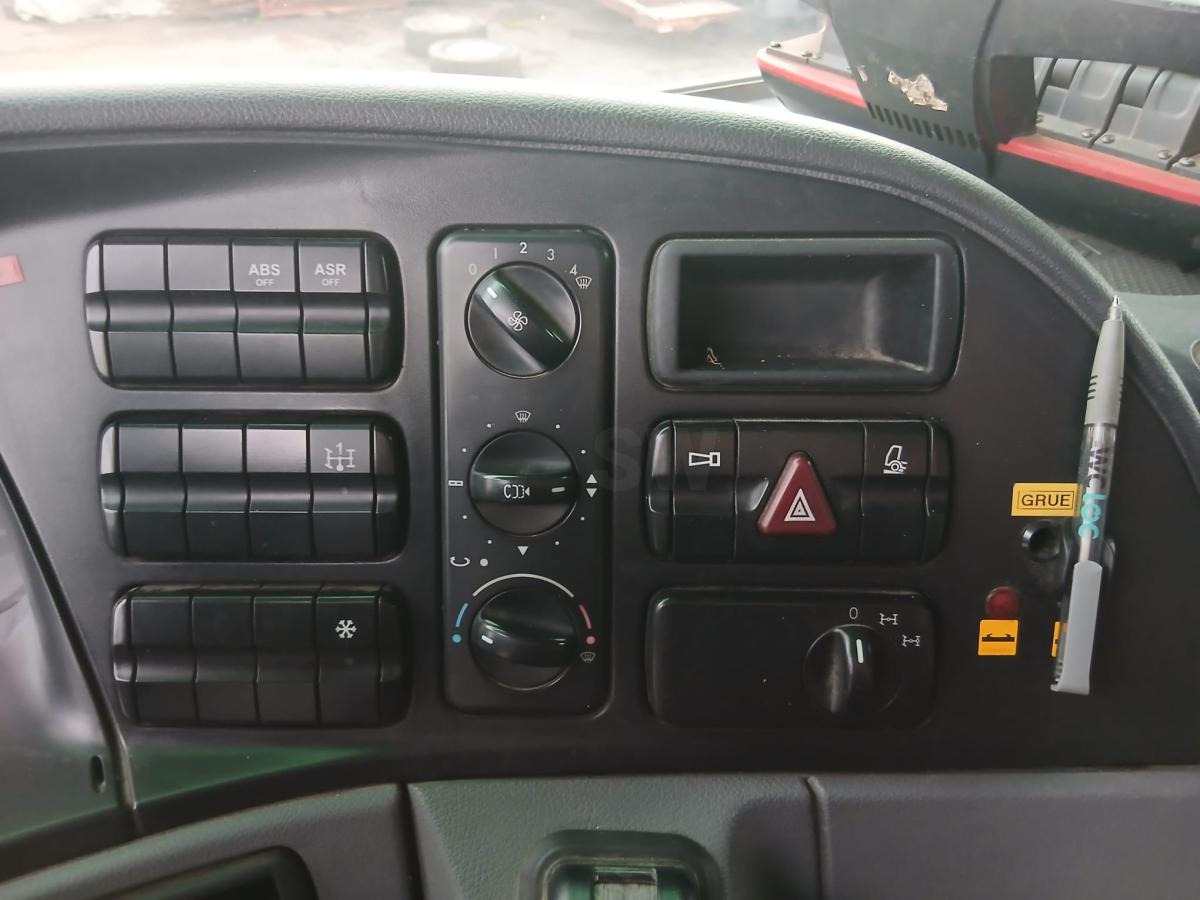 Tipper Mercedes Actros 3336