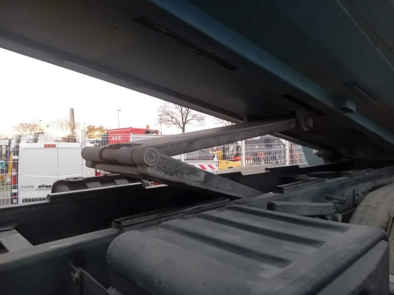 Tipper Mercedes Arocs 4143