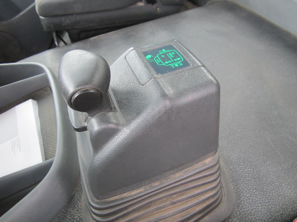 Tipper Mercedes Axor 3240