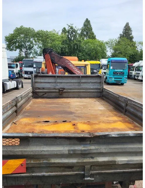 Tipper Mercedes-Benz 1117 K (6-CILINDER) KIPPER WITH FERRARI CRANE (FULL STEEL SUSPENSION / MANUAL GEARBOX / P.T.O.)