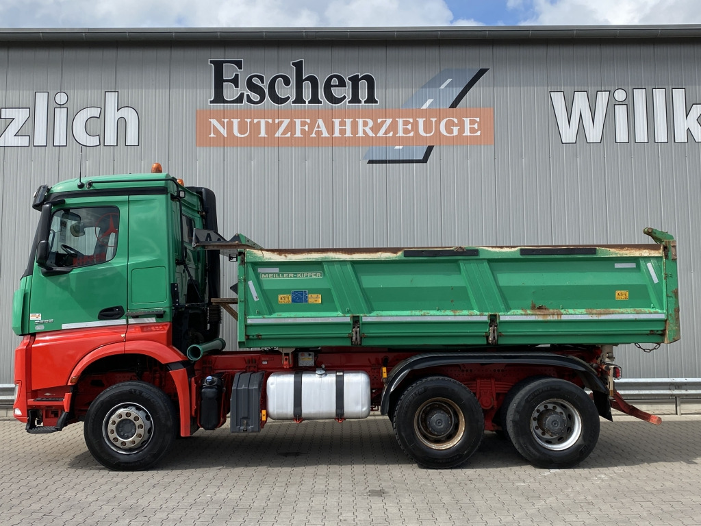 Tipper Mercedes-Benz 2652 K Arocs 6x4