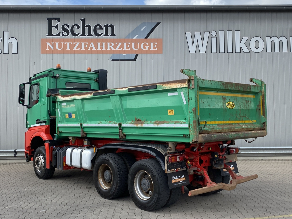 Tipper Mercedes-Benz 2652 K Arocs 6x4
