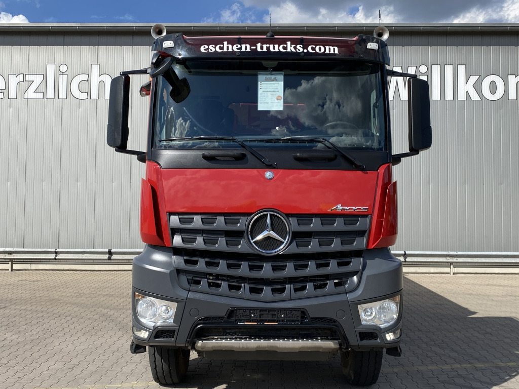 Tipper Mercedes-Benz 3345 6x6
