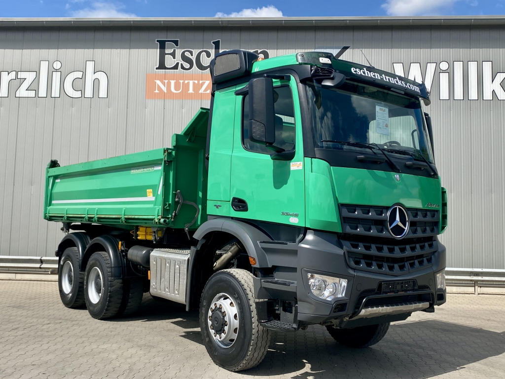 Tipper Mercedes-Benz 3345 / 6x6