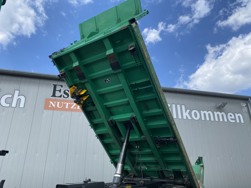 Tipper Mercedes-Benz 3345 / 6x6