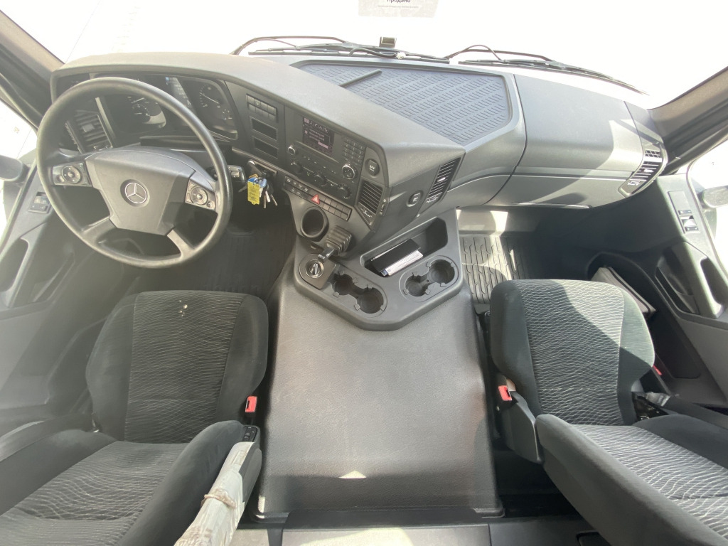 Tipper Mercedes-Benz 3345 / 6x6