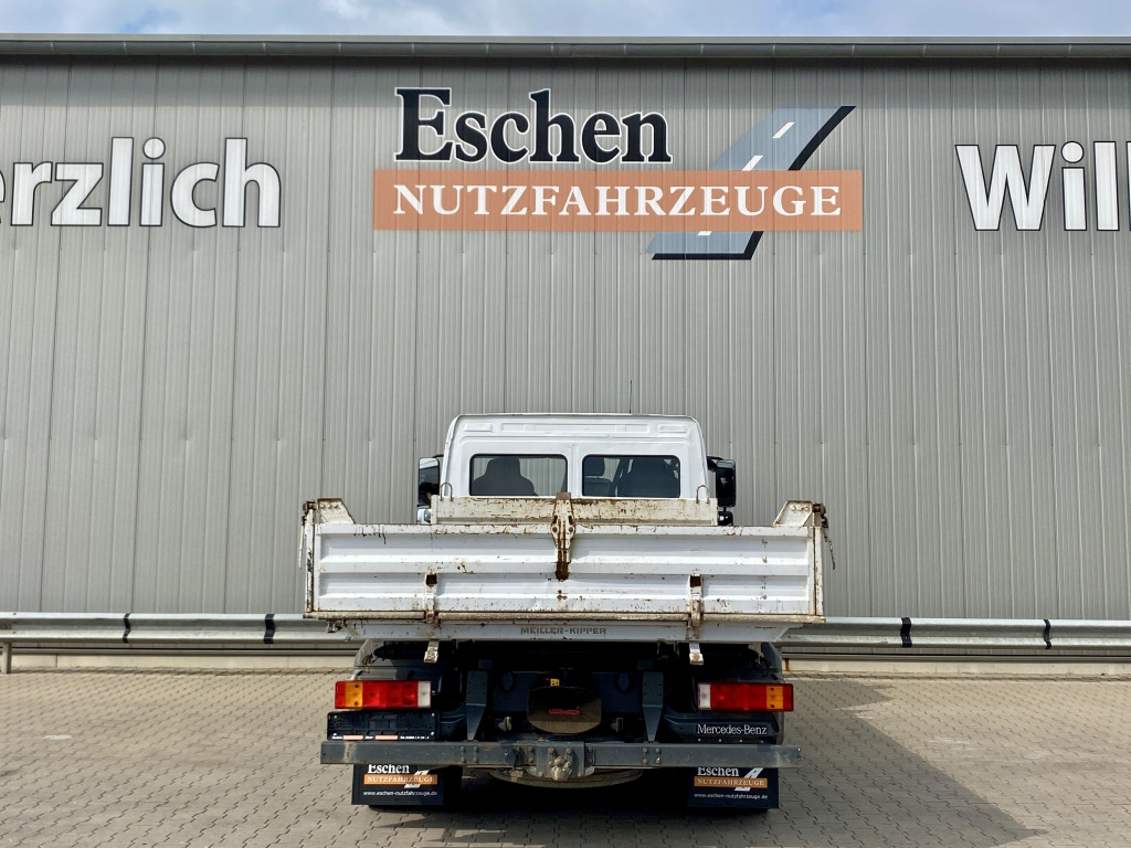 Tipper Mercedes-Benz 818 K Atego