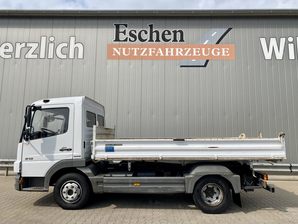 Tipper Mercedes-Benz 818 K Atego