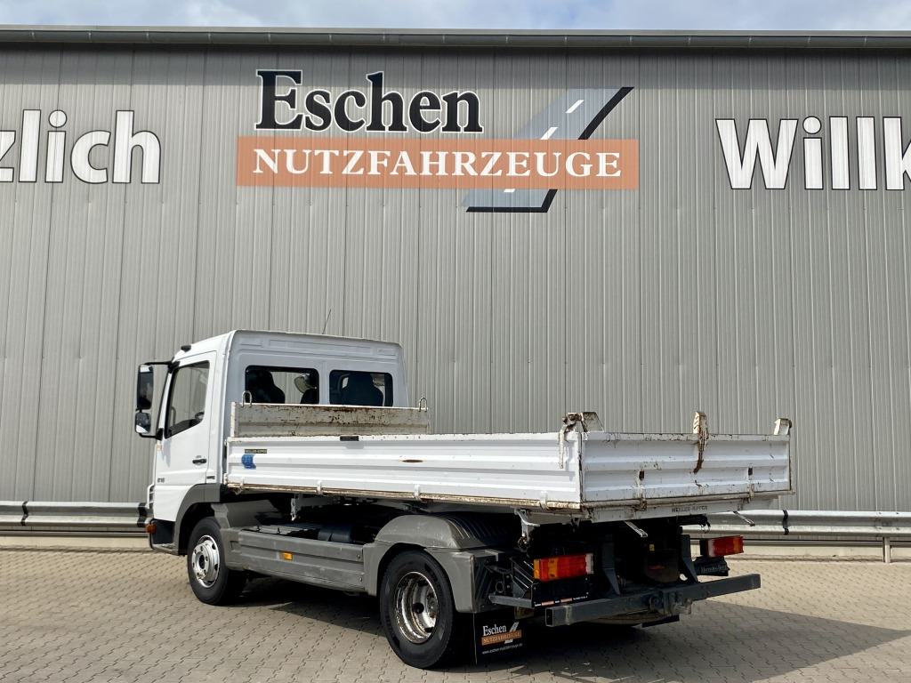 Tipper Mercedes-Benz 818 K Atego