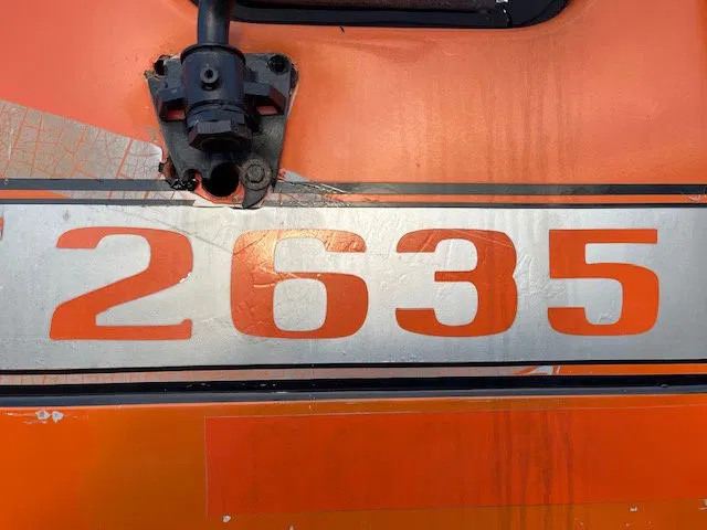 Tipper Mercedes-Benz AK 2635 6x4 V8