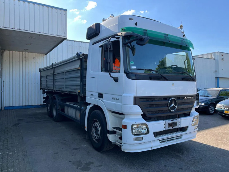 Tipper Mercedes-Benz Actros 2544 , MP2 -MP3 , 6x2 , 3 Way Tipper