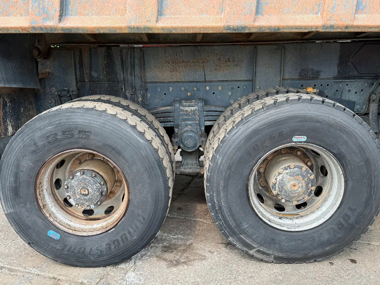 Tipper Mercedes-Benz Actros 4140 V6 8X4 Tipper Spring/Spring Manual G