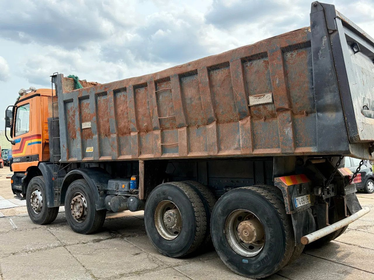 Tipper Mercedes-Benz Actros 4140 V6 8X4 Tipper Spring/Spring Manual G