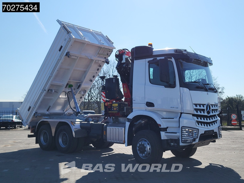 Tipper Mercedes-Benz Arocs 3348 6X6 Fassi F255A.2.24 xe-dynamic Kran Dreiseitenkipper Navi Euro 6