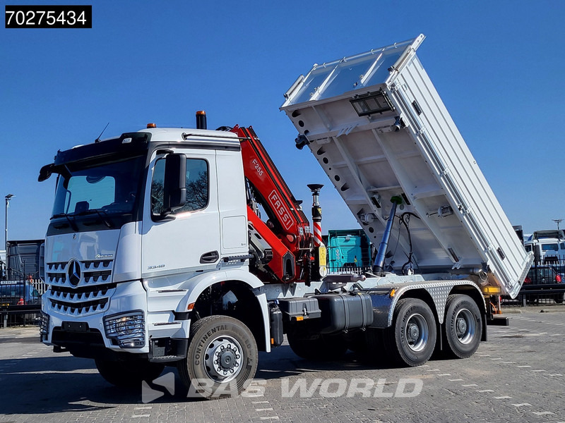 Tipper Mercedes-Benz Arocs 3348 6X6 Fassi F255A.2.24 xe-dynamic Kran Dreiseitenkipper Navi Euro 6