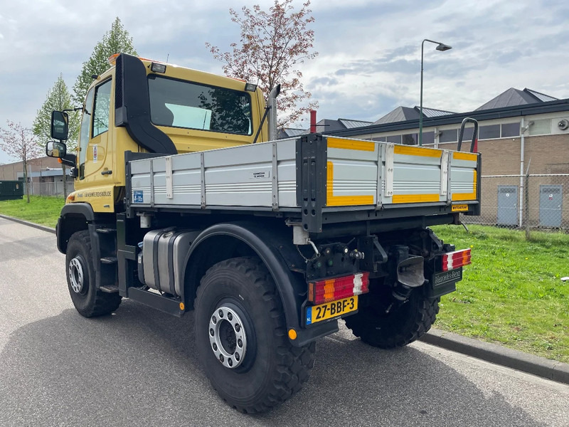 Tipper Mercedes-Benz unimog U400