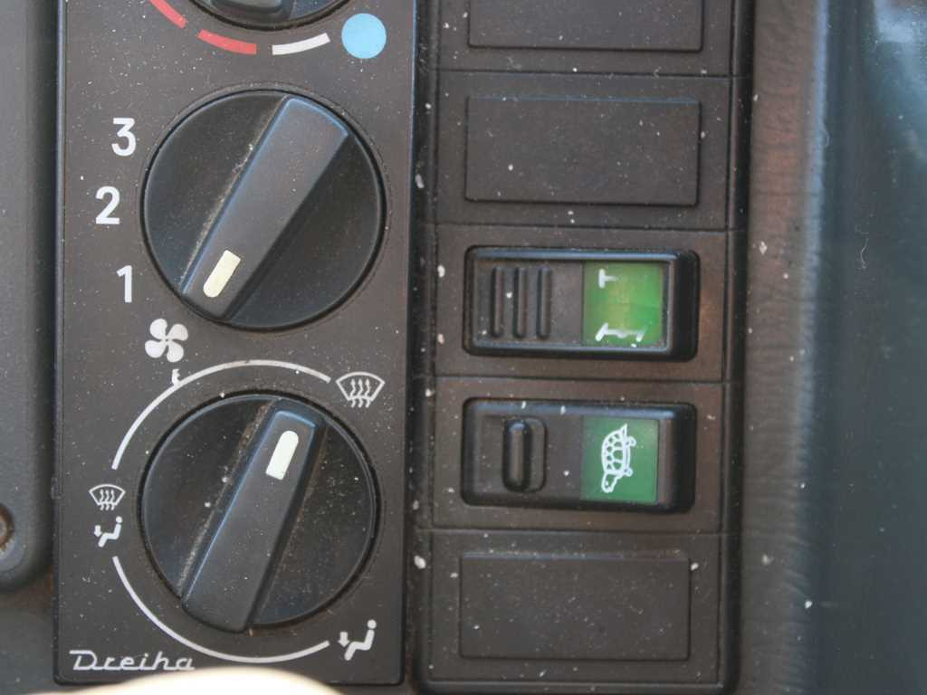 Tipper Multicar M30 FUMO, 4x4