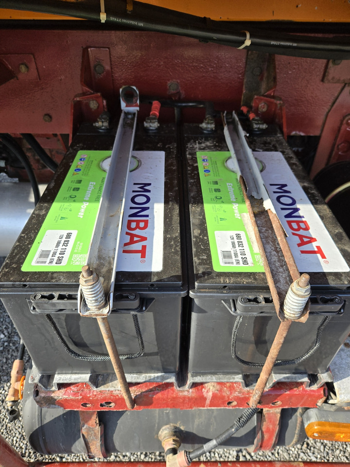 Tipper Renault G250 4x4