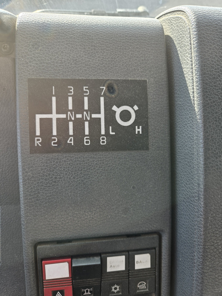 Tipper Renault G250 4x4