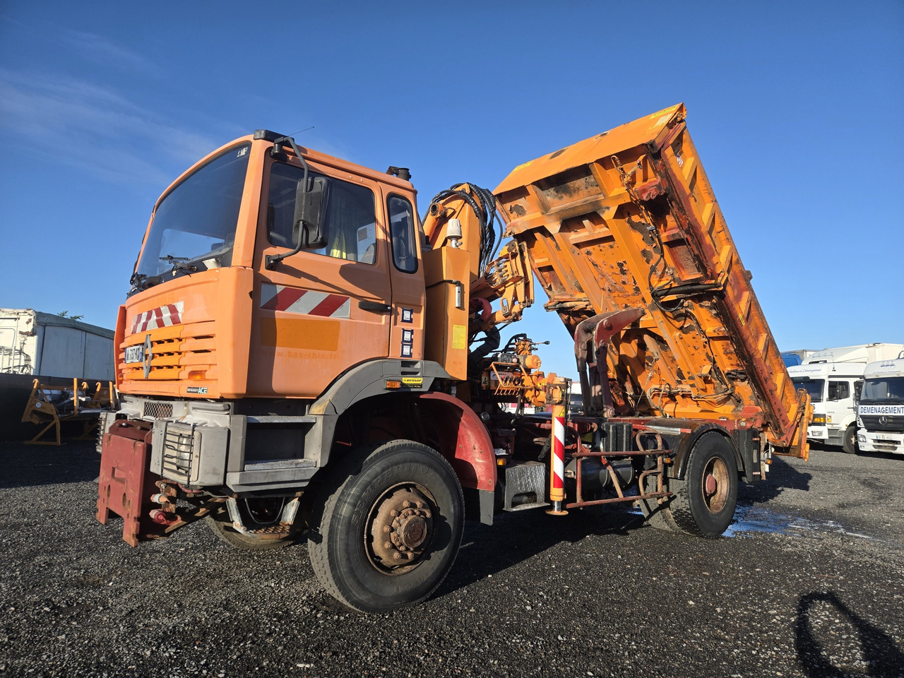 Tipper Renault G300 / 4x4