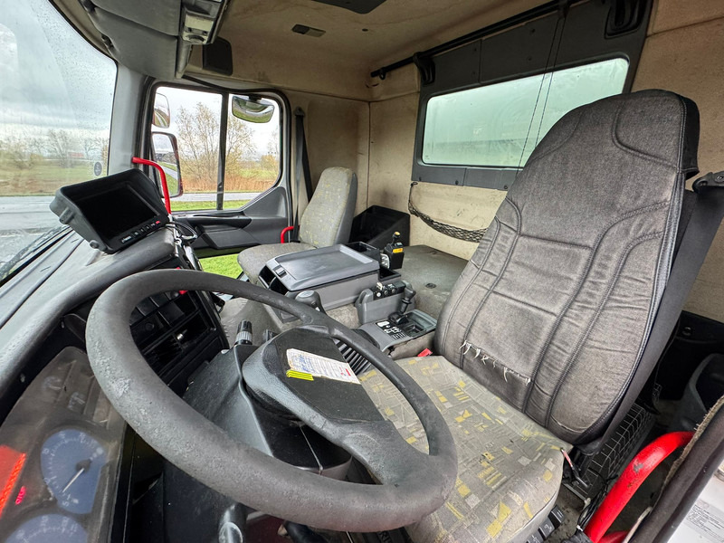 Tipper Renault Kerax 320.26 dCI 6x4 Kipper