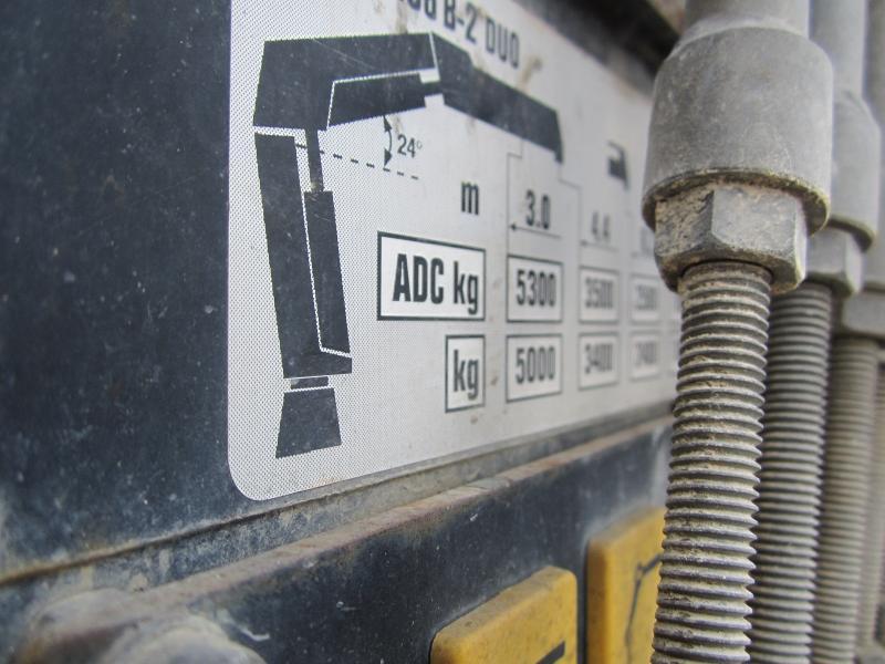 Tipper Renault Kerax 370 DXI