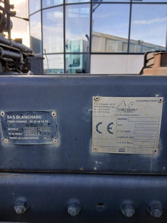 Tipper Renault Kerax 380 DXI