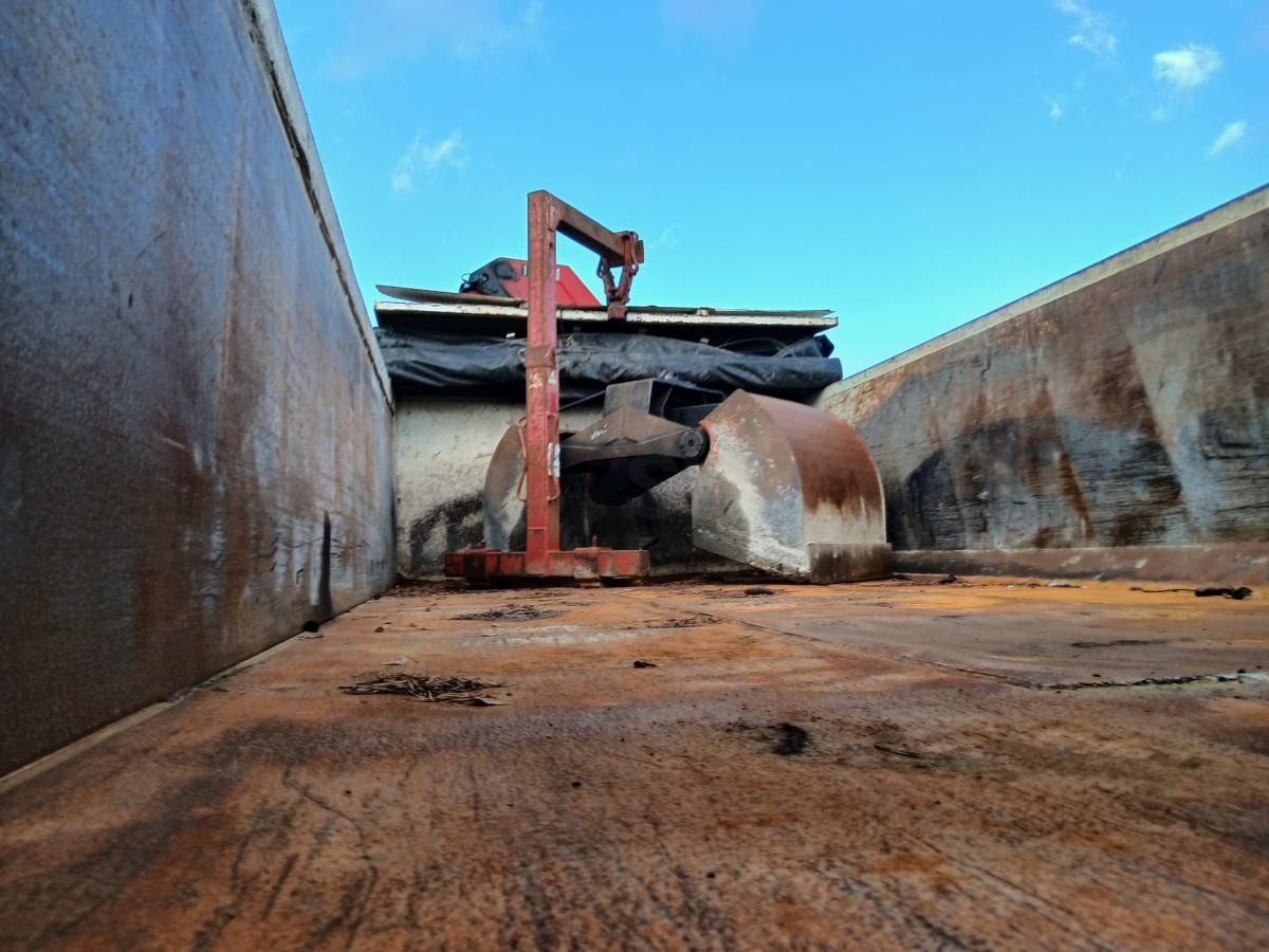 Tipper Renault Kerax 380 DXI