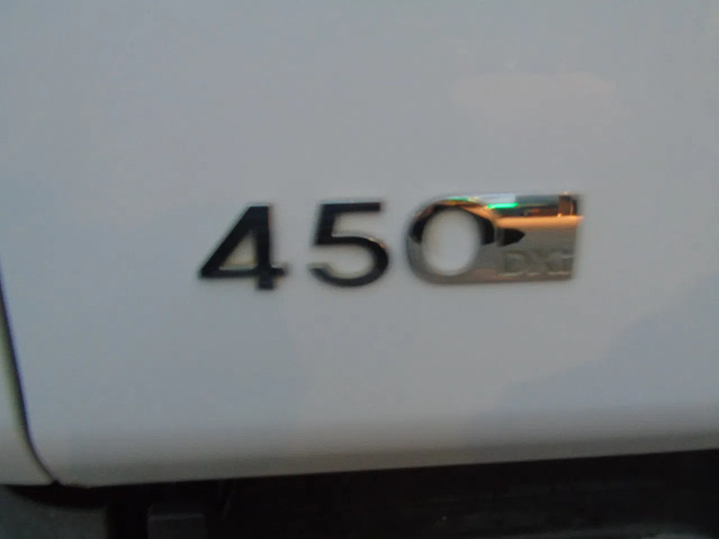 Tipper Renault Kerax 410DXI + 8X4 + MANUAL + SPRING