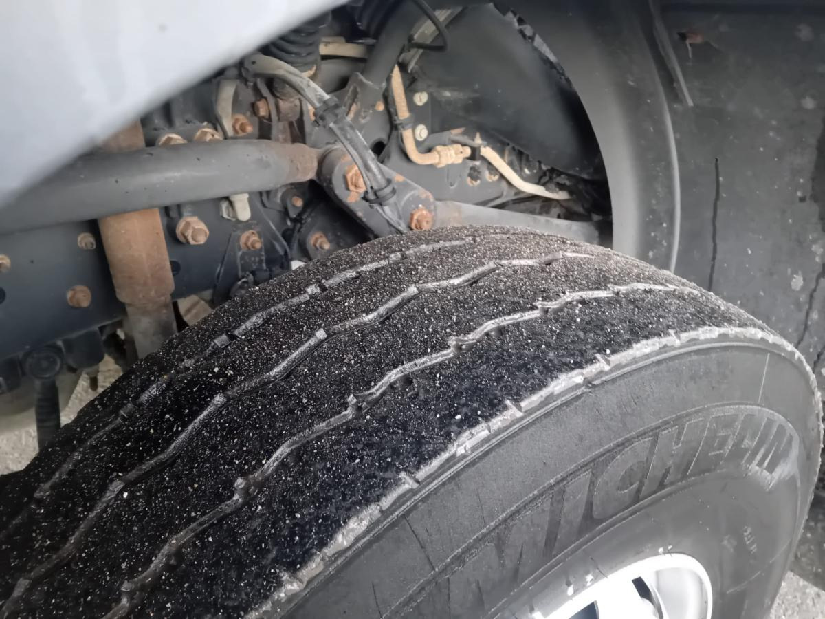 Tipper Renault Kerax 410 DXI