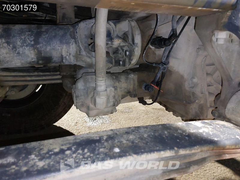 Tipper Renault Kerax 520 8X4 17m3 CIF tipper Steel Suspension Big-Axle Optibrake+ Automatic Euro 5