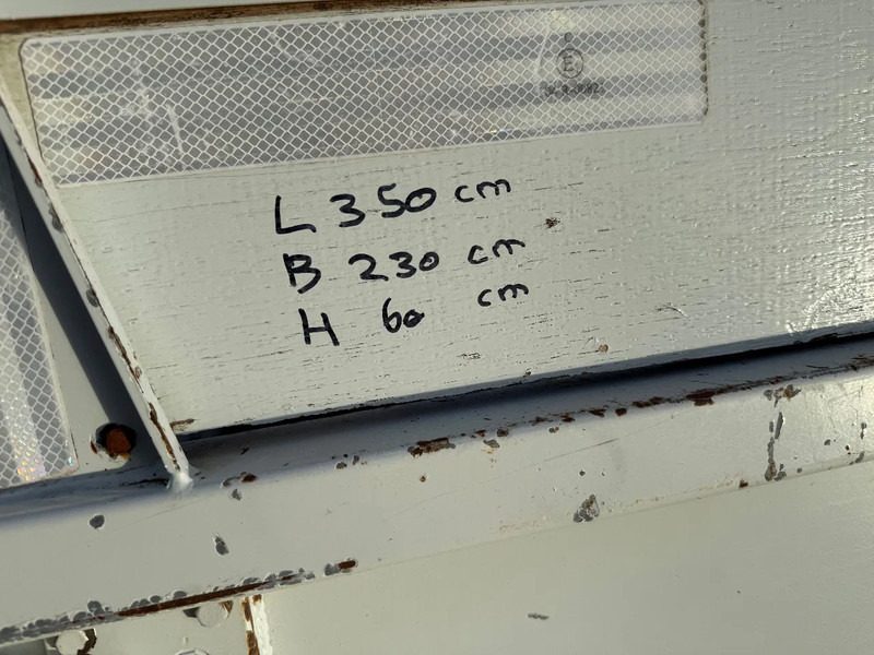 Tipper Renault Midlum 180 Doka crewcab 7 seats ex government