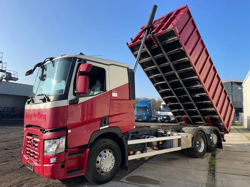 Tipper Renault T / 6x2 VOLLEDIG LUCHTGEVEERD / ALU VELGEN / HANDGESCHAKELD / LOW KM / ALU KIPPER 22.5 M3