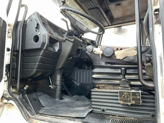 Tipper Scania 113H 380 6x4 Tipper