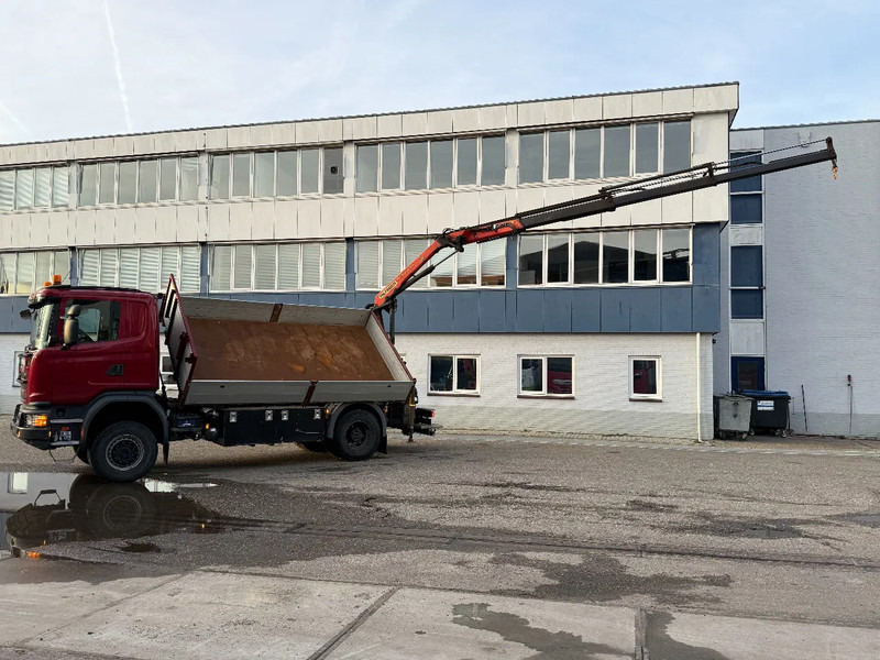 Tipper Scania G370 4X4 EURO 6 + 3-SIDE TIPPER + PALFINGER PK9002 + REMOTE