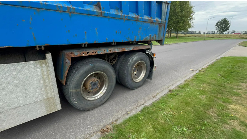 Tipper Scania P124-400 Scania P124 - 400 3 zijden kipper