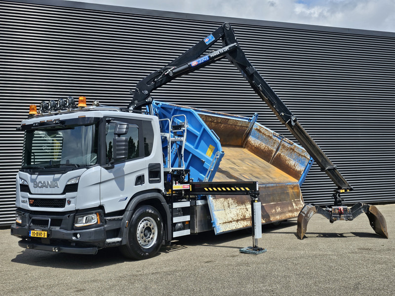 Tipper Scania P420 6x2-4 / HMF Z KRAAN / 2 KANTEN KIPPER