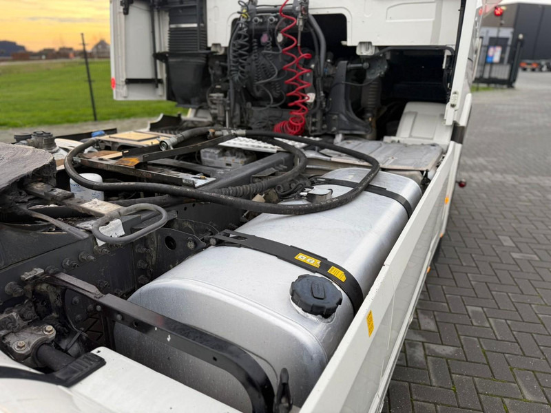 Tipper Volvo FH16.650XL VOLLUCHT, RETARDER, HYDRAULIEK, LEER, PARK COOL.