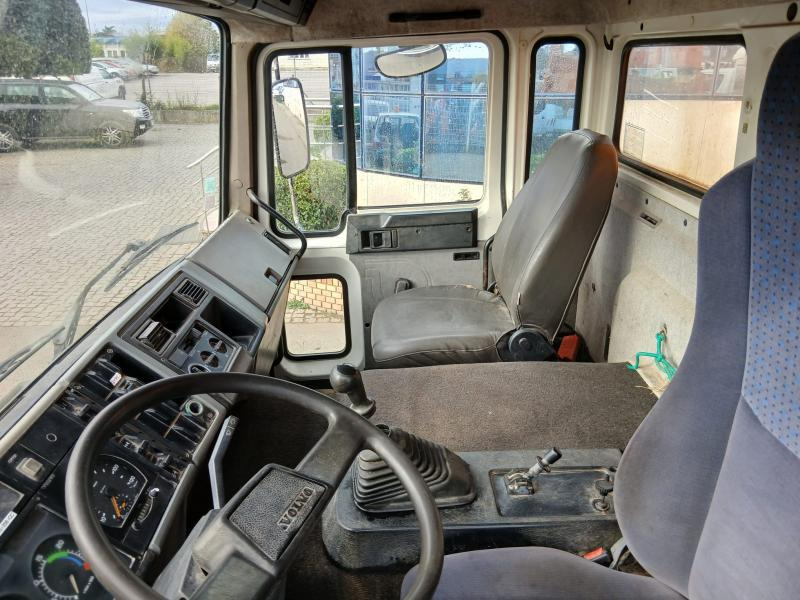 Tipper Volvo FL 614