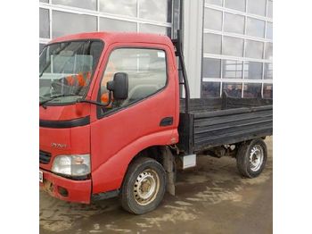 Dropside/ Flatbed truck Toyota DYNA 300: picture 1