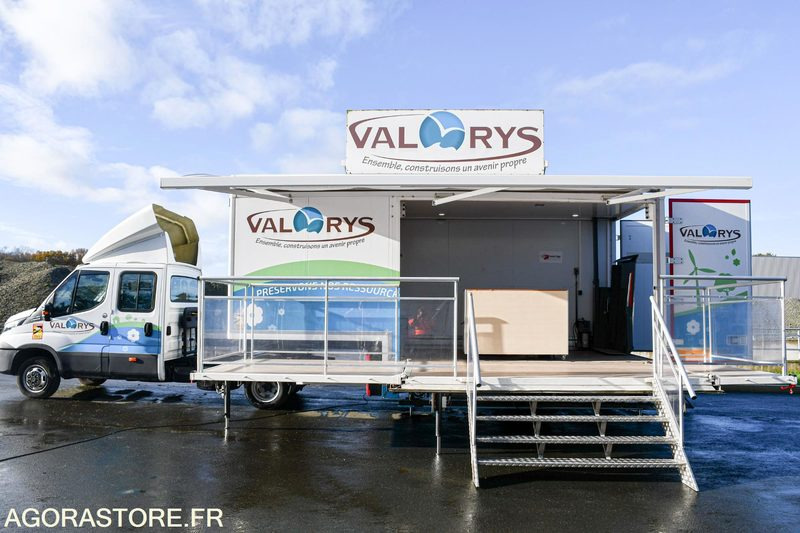 Truck VEHICULE EVENEMENTIEL - CAMION PODIUM IVECO DAILY 6000 kms 2018