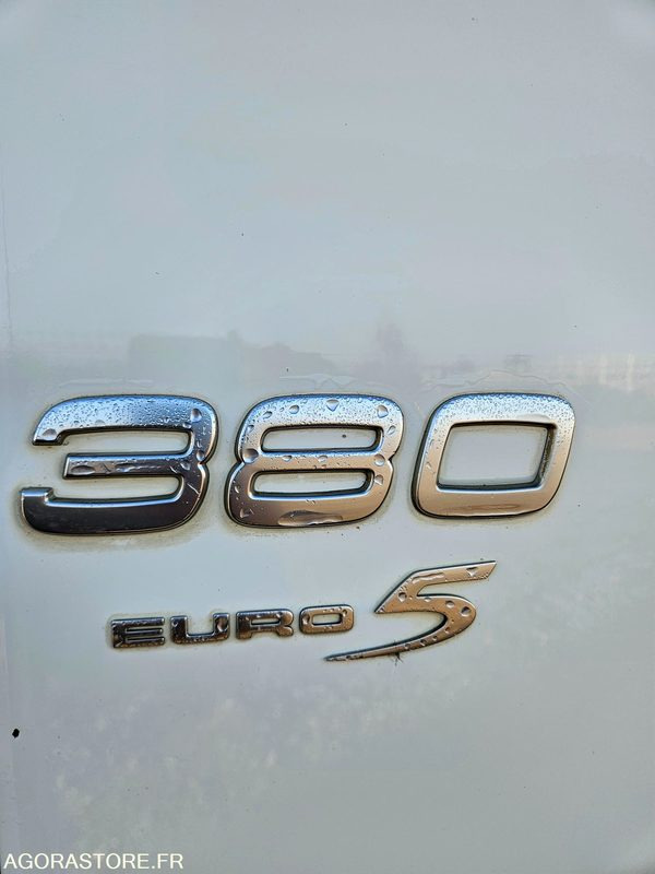 Truck VOLVO 6X2 POLYBENNE AMPLIROLL